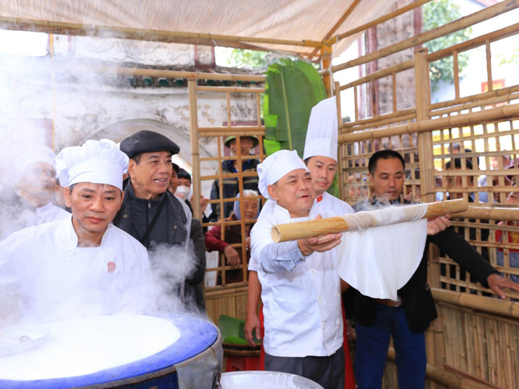 Cùng Chin-su tôn vinh giá trị truyền thống nghệ nhân làng phở Vân Cù