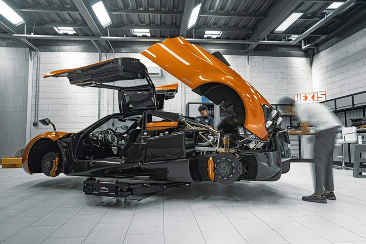 Sau khi tậu McLaren Elva 190 tỷ, Minh Nhựa rao bán 'thần gió' Pagani Huayra - 3