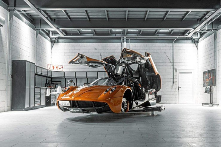 Sau khi tậu McLaren Elva 190 tỷ, Minh Nhựa rao bán 'thần gió' Pagani Huayra - 2