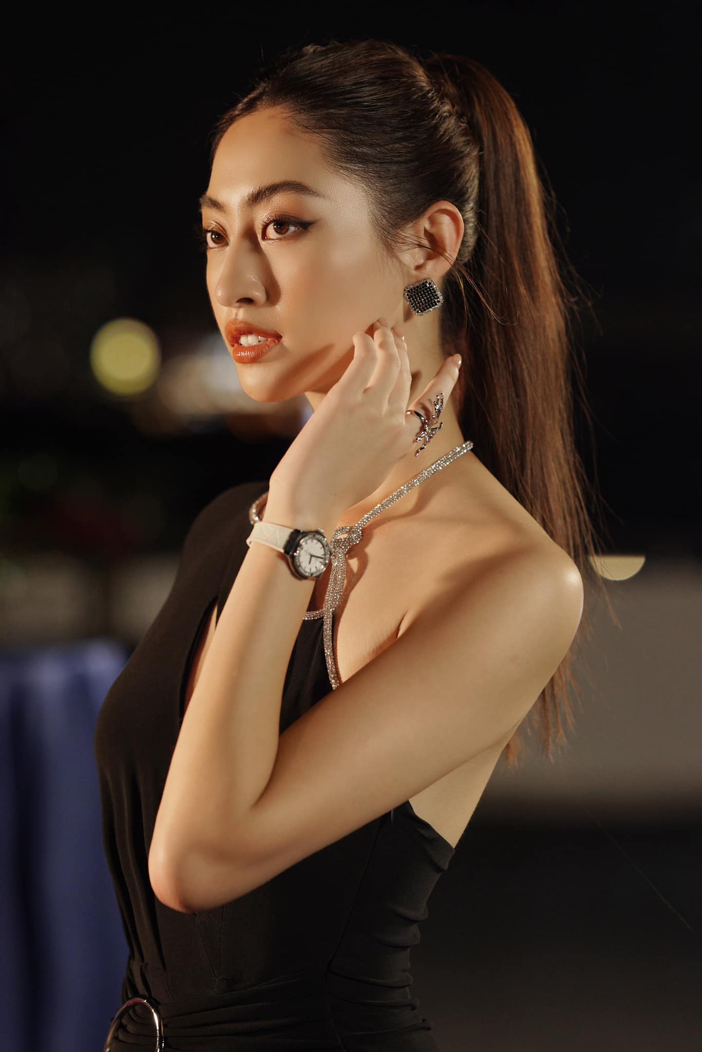 'Nữ tổng tài' phim 18+ cao 1m80, là 'Hoa hậu Cao Bằng có hình thể đẹp nhất lịch sử' - 3